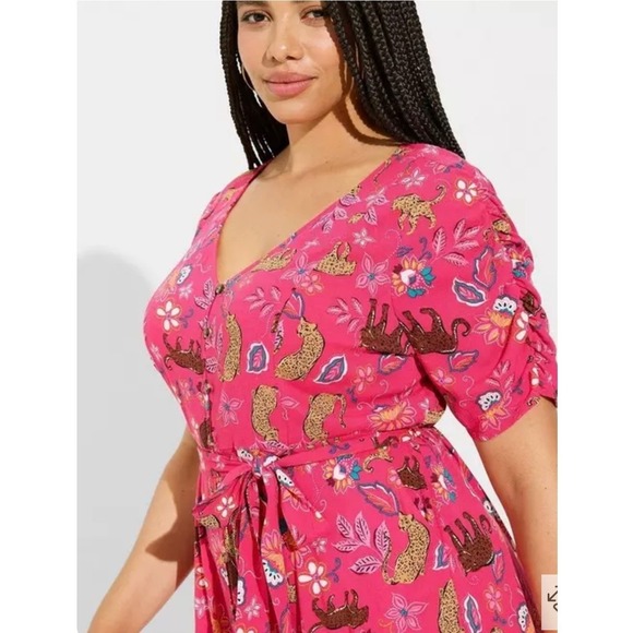 torrid Dresses & Skirts - Torrid Pink Leopard Floral Midi Dress Size 0X Button Front Pockets Cottagecore